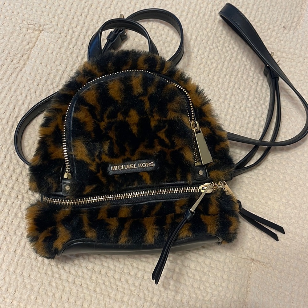 Michael Kors RHEA Mini Backpack - Picture 6 of 11